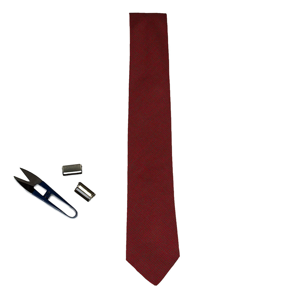 Angus Red & Green Necktie